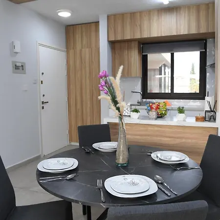 アパート Alexis - 2-bedroom With Swimming Pool *