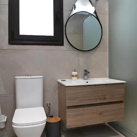 Alexis - 2-bedroom With Swimming Pool דירה Paphos