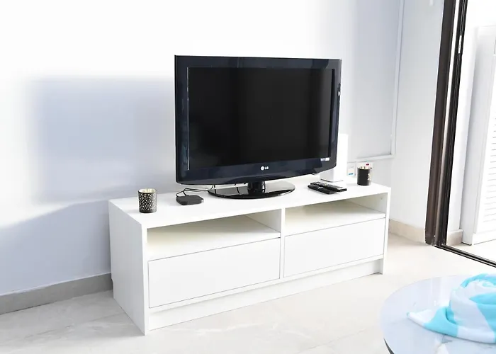 Alexis - 2-bedroom With Swimming Pool Appartamento Paphos